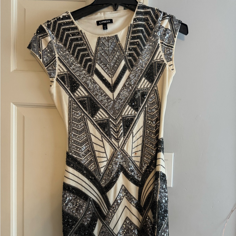 Silver sequin dress with white and black too